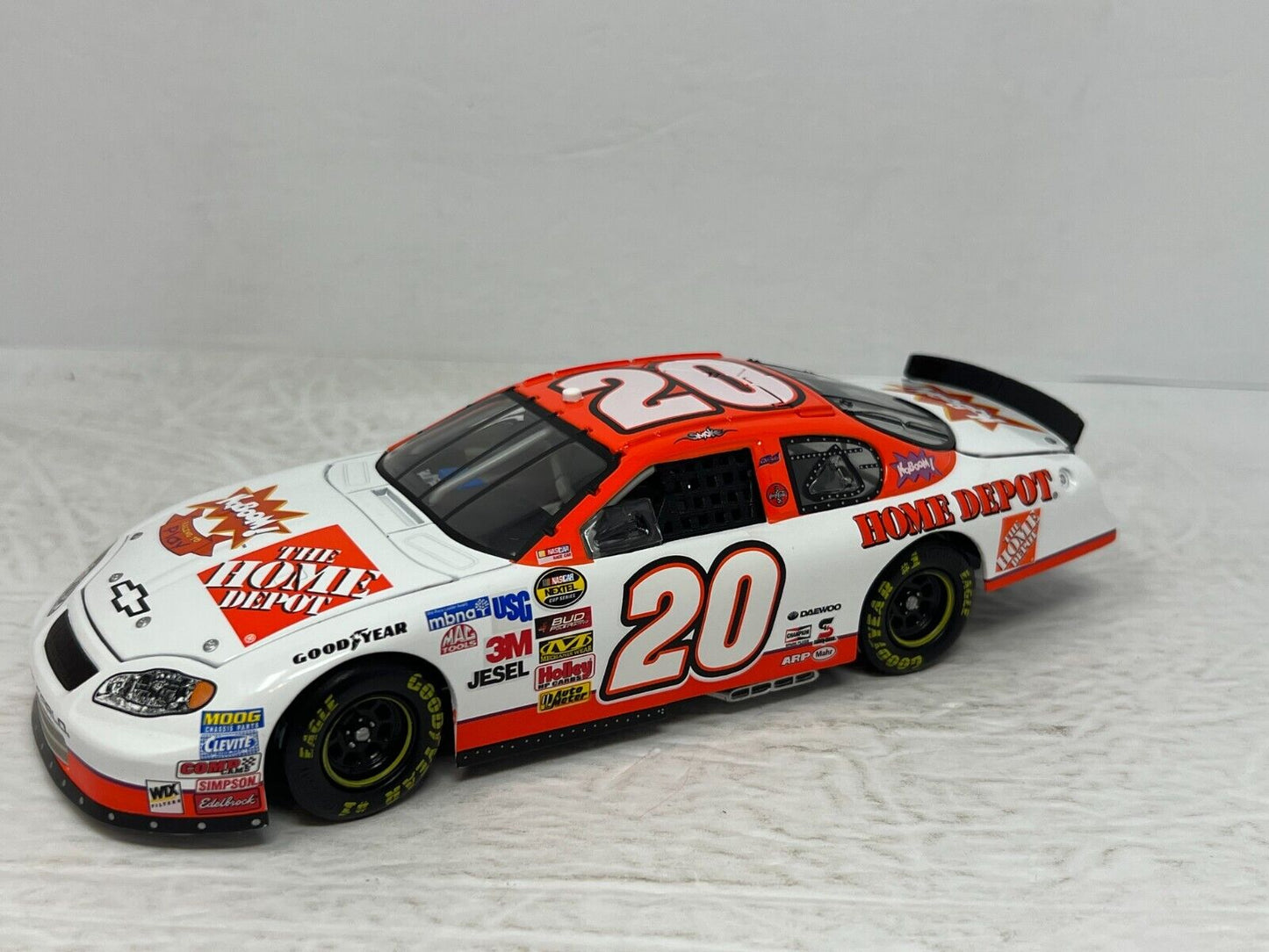 Action Nascar #20 Tony Stewart Home Depot Kaboom GM Dealers 2005 1:24 Diecast