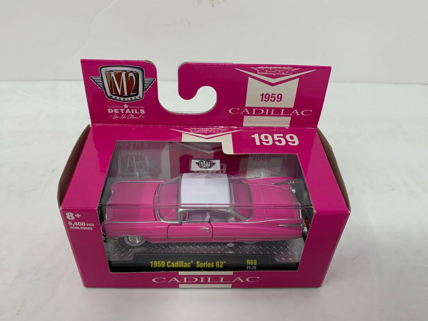 M2 Machines Cadillac 1959 Cadillac Series 62 R69 1:64 Diecast