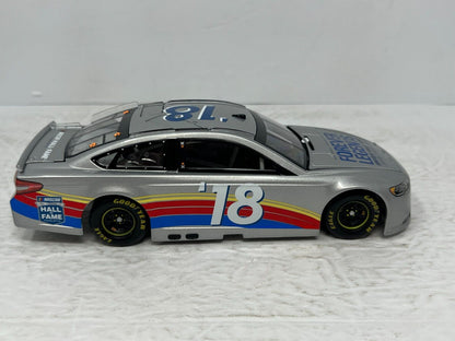 Lionel Racing Nascar #18 Hall of Fame 5 Inductees Ron Hornaday Ford 1:24 Diecast