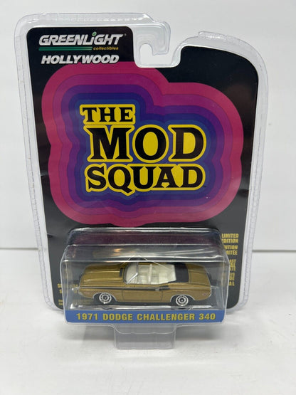 Greenlight Hollywood The Mod Squad 1971 Dodge Challenger 340 1:64 Diecast