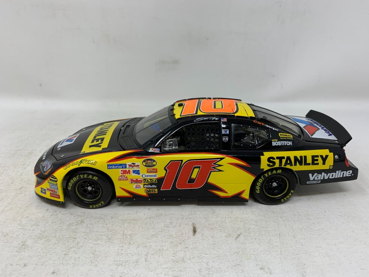 Action Nascar #10 Scott Riggs Stanley Tools 2006 Charger 1:24 Diecast