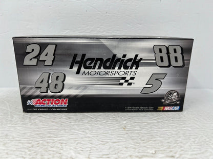 Action Nascar #5 Mark Martin GoDaddy 2010 Chevy Impala 1:24 Diecast