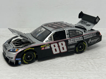 Action Nascar #88 Dale Earnhardt Jr. National Guard 3 Doors Down 1:24 Diecast