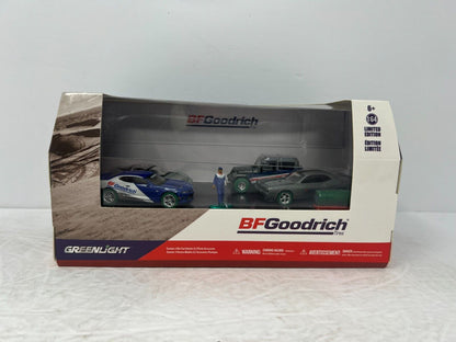 Greenlight Diorama BF Goodrich Garage Raw Green Machine Chase 1:64 Diecast