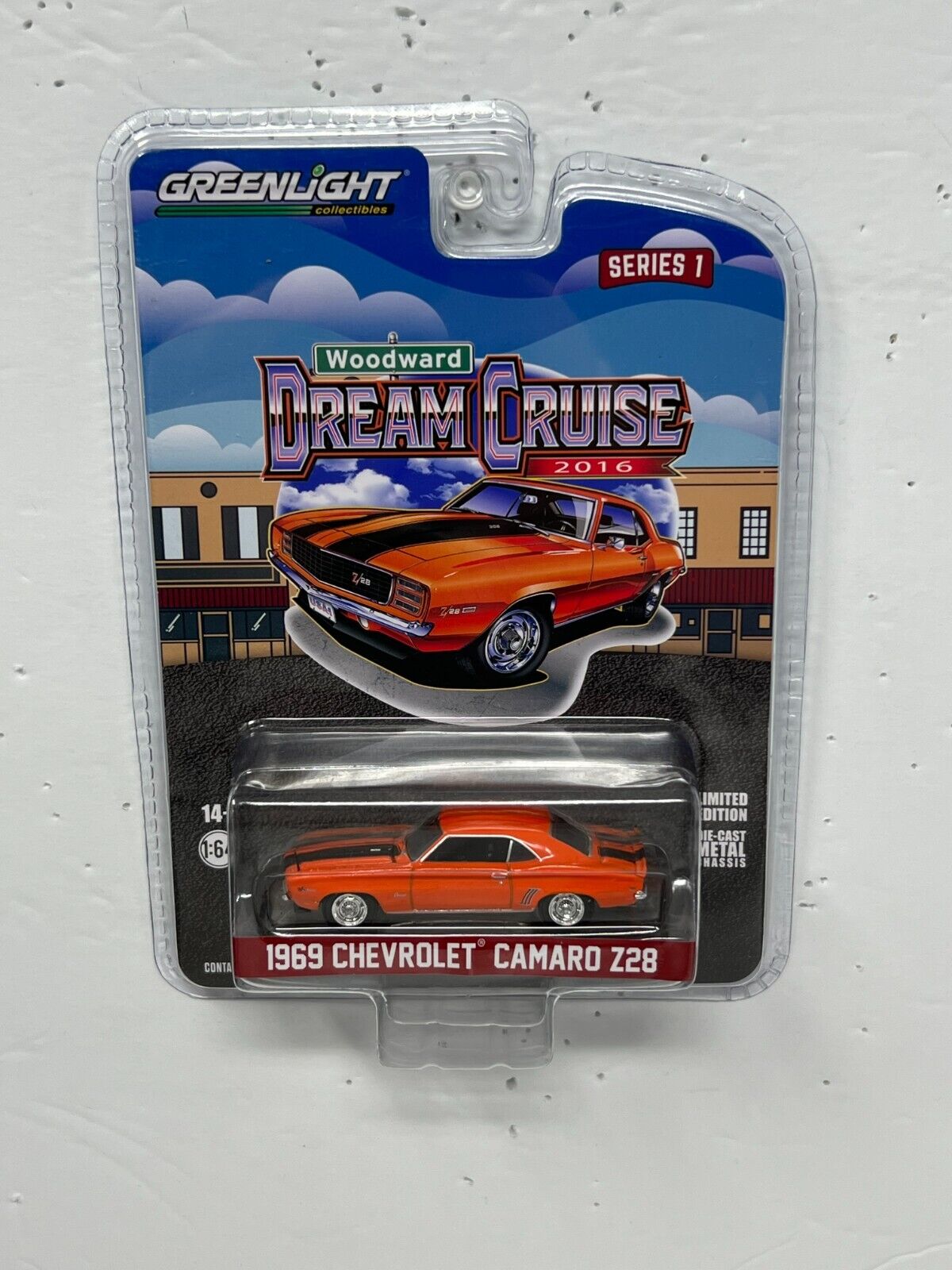 Greenlight Woodward Dream Cruise 1969 Chevrolet Camaro Z28 1:64 Diecast