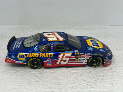 Action Nascar #15 Michael Waltrip NAPA Stars & Stripes GM Dealers 1:24 Diecast