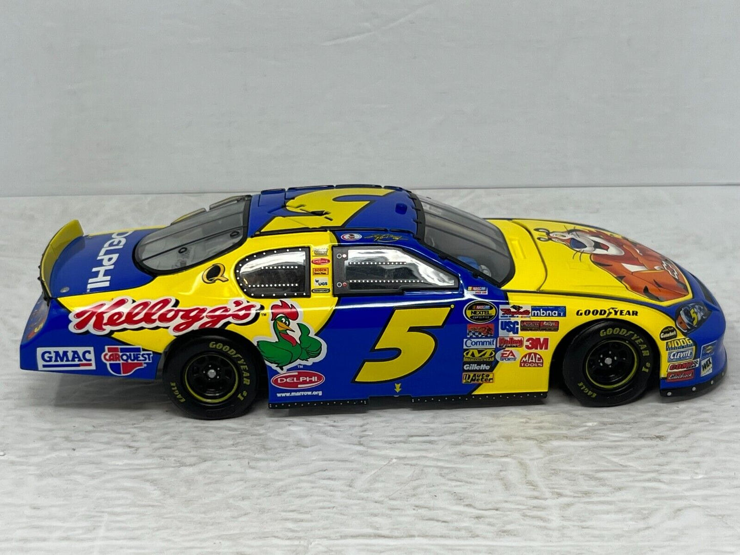 Team Caliber Preferred Nascar #5 Terry Labonte Kellogg's 2000 Chevy 1:24 Diecast