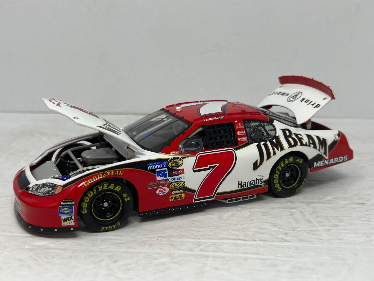 Action Nascar #07 Robby Gordon Jim Beam GM Dealers 2005 Monte Carlo 1:24 Diecast