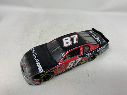 Action Nascar #87 Joe Nemechek Cellular One 2000 Monte Carlo 1:24 Diecast