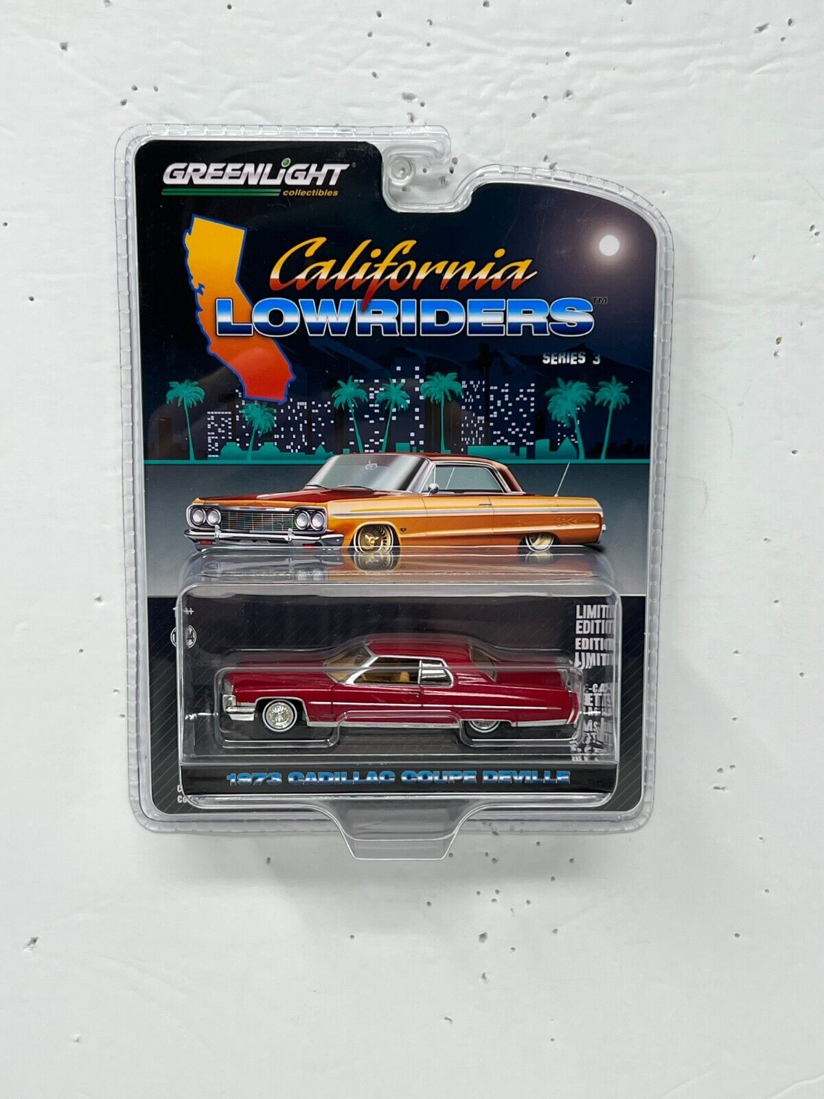 Greenlight California Lowriders 1973 Cadillac Coupe Deville 1:64 Diecast