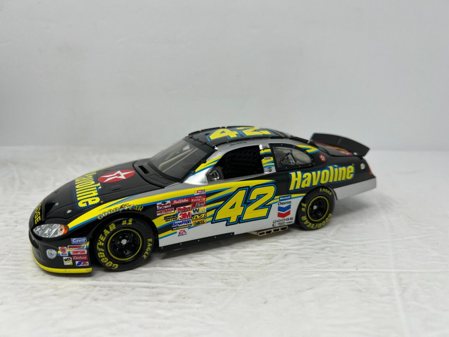 Action Nascar Elite #42 Jamie McMurray Havoline 2003 Dodge Intrepid 1:24 Diecast