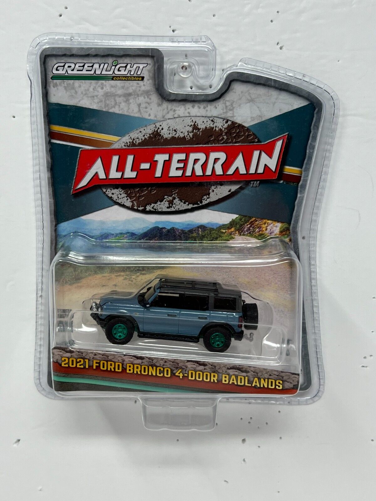 Greenlight All-Terrain 2021 Ford Bronco Badlands GREEN MACHINE 1:64 Diecast