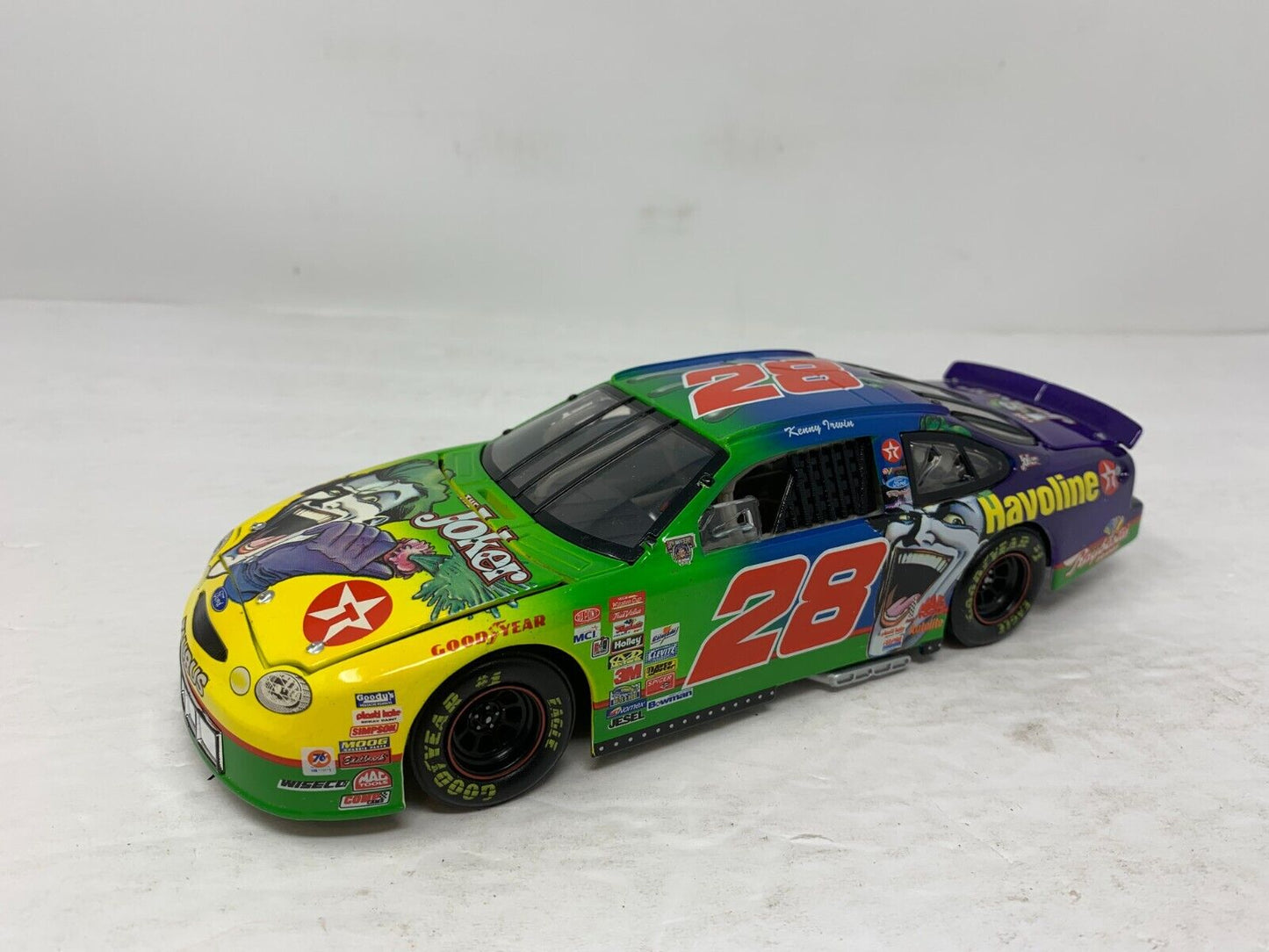 Action Nascar #28 Kenny Irwin Texaco The Joker 1998 Ford Taurus 1:24 Diecast