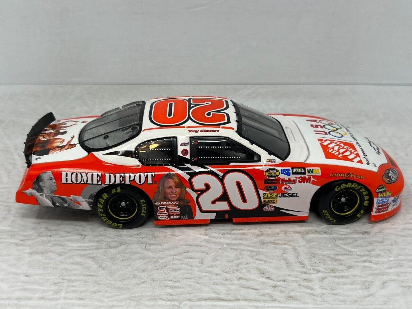 Action Nascar #20 Tony Stewart Home Depot U.S. Olympics GM Dealers 1:24 Diecast