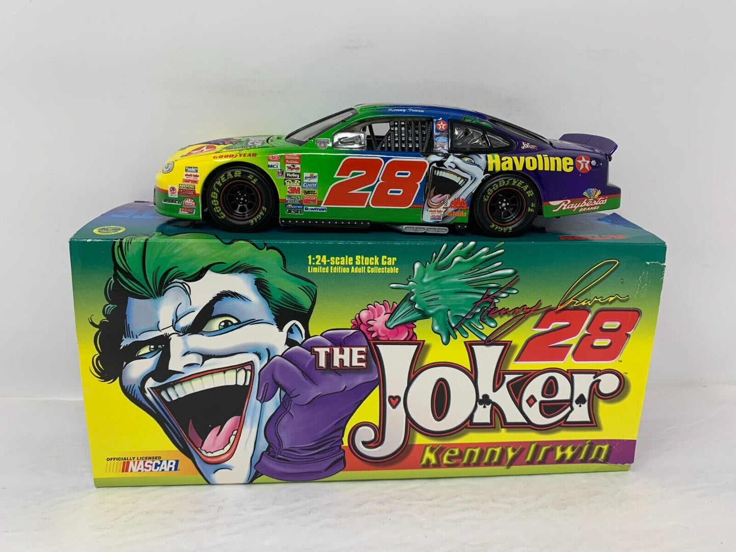 Action Nascar #28 Kenny Irwin Texaco The Joker 1998 Ford Taurus 1:24 Diecast