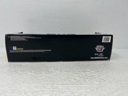 M2 Machines Auto-Haulers Ford C-600 & 1966 Shelby G.T. 350 CHASE 1:64 Diecast