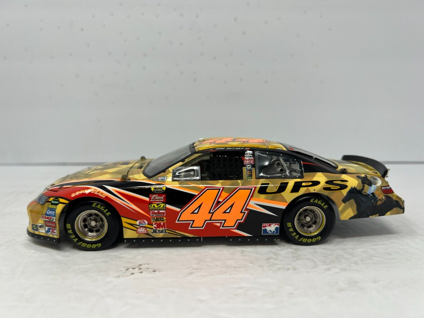 RCCA Owners Elite Nascar #44 Dale Jarrett UPS Kentucky Derby Camry 1:24 Diecast