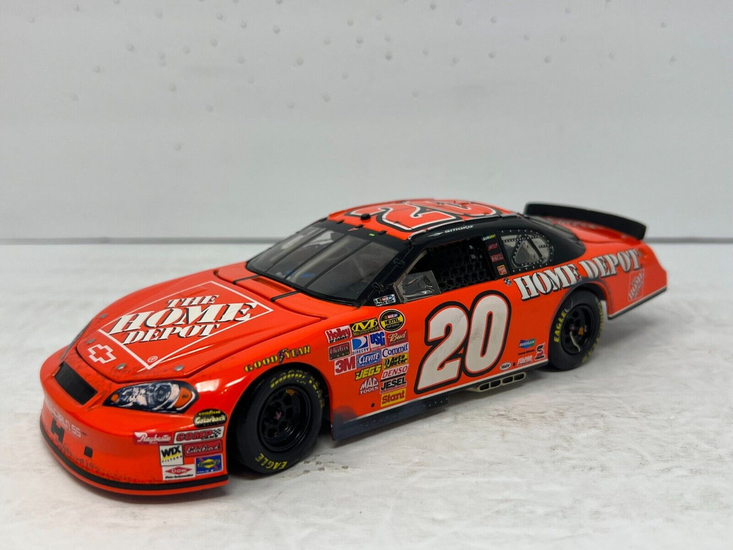 Motorsports Authentics #20 Tony Stewart Bud Shootout Raced Win 1:24 Diecast