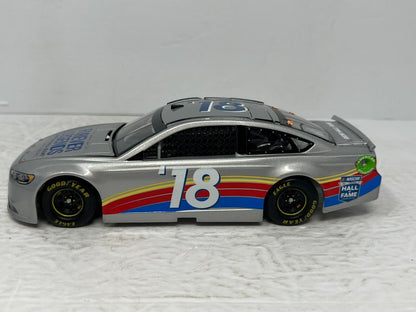 Lionel Racing Nascar #18 Hall of Fame 5 Inductees Ron Hornaday Ford 1:24 Diecast