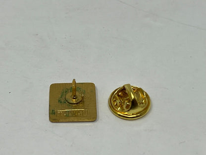 Ultramar Gas Station Gas & Oil Lapel Pin