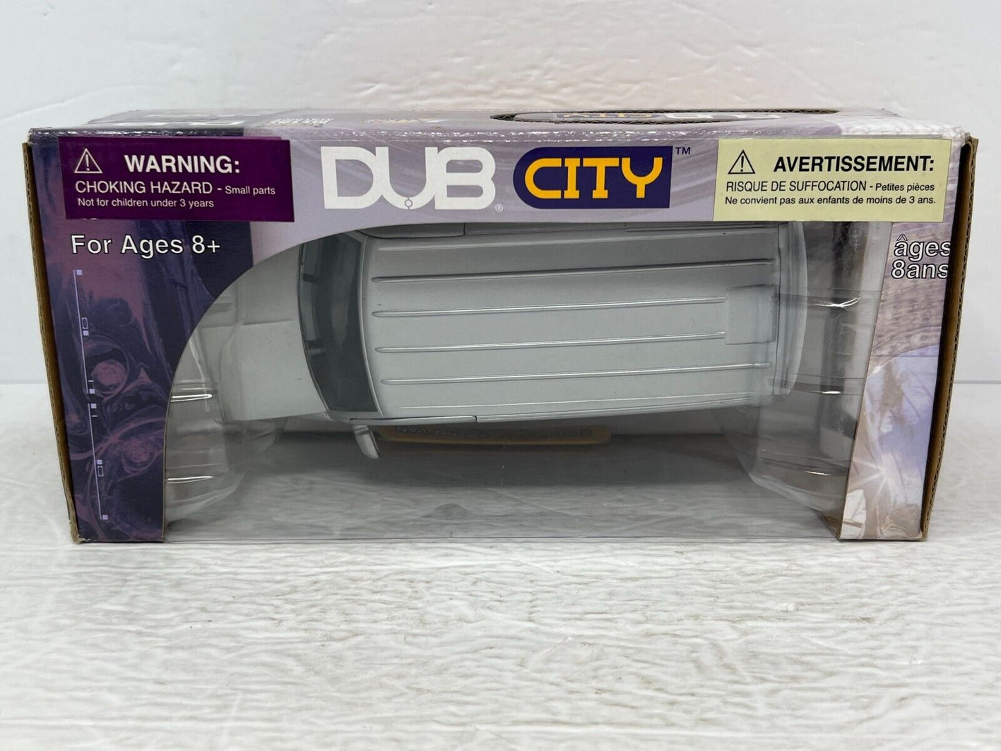 Jada Dub City 2001 Chevy Astro Van 124 Diecast