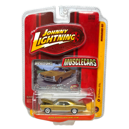 Johnny Lightning Musclecars '66 Pontiac GTO 1:64 Diecast