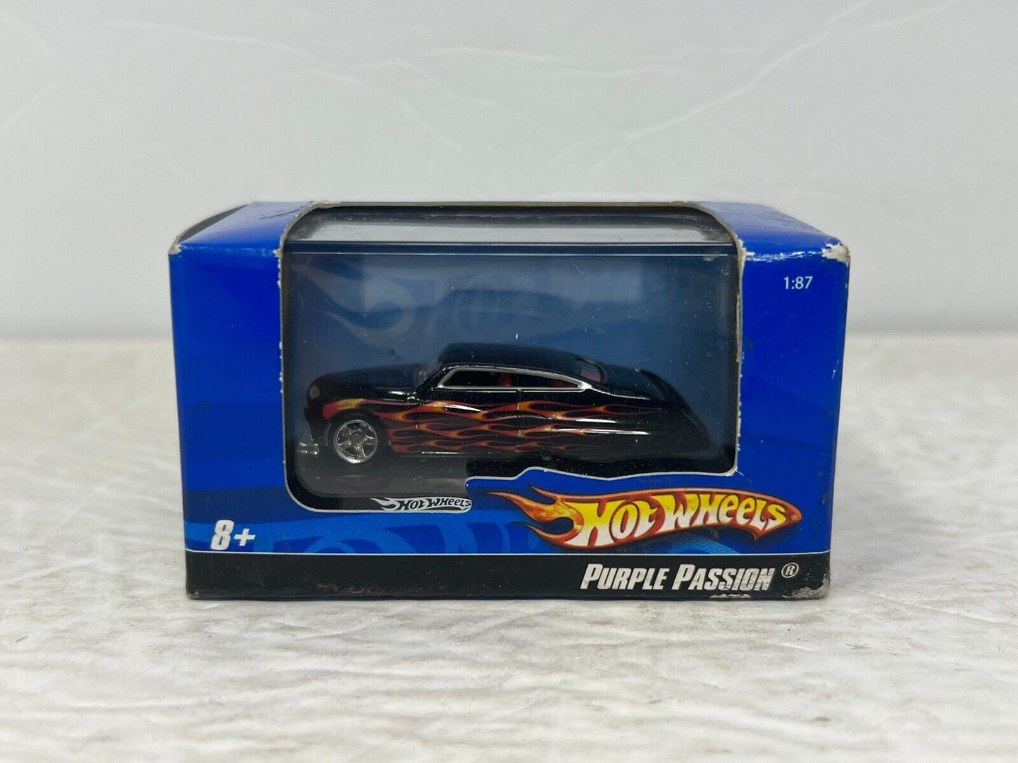 Hot Wheels Purple Passion with Display Case 1:87 Diecast