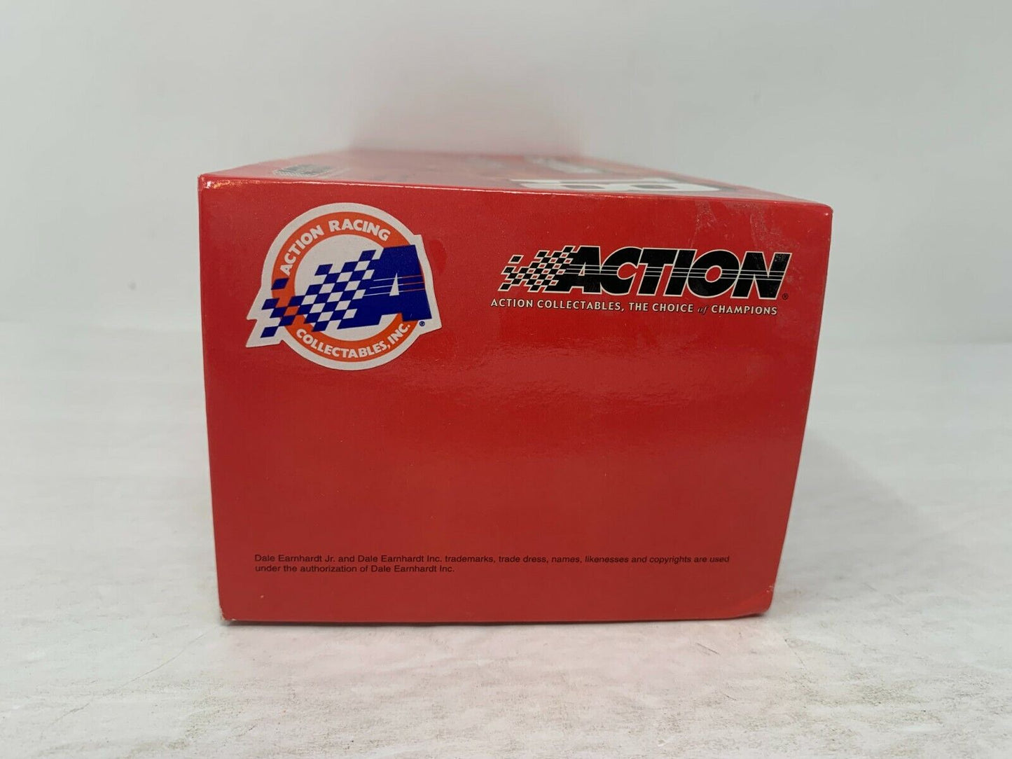 Action Nascar #81 Dale Earnhardt Jr. Menard's 2005 Monte Carlo 1:24 Diecast