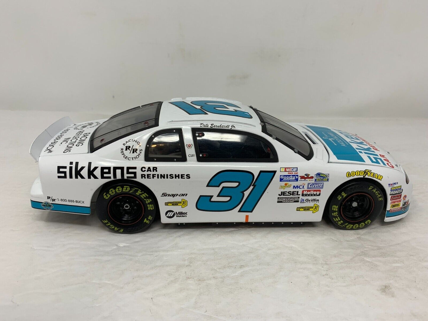 Revell Nascar #31 Sikkens Dale Earnhardt Jr. Chevrolet Monte Carlo 1:18 Diecast