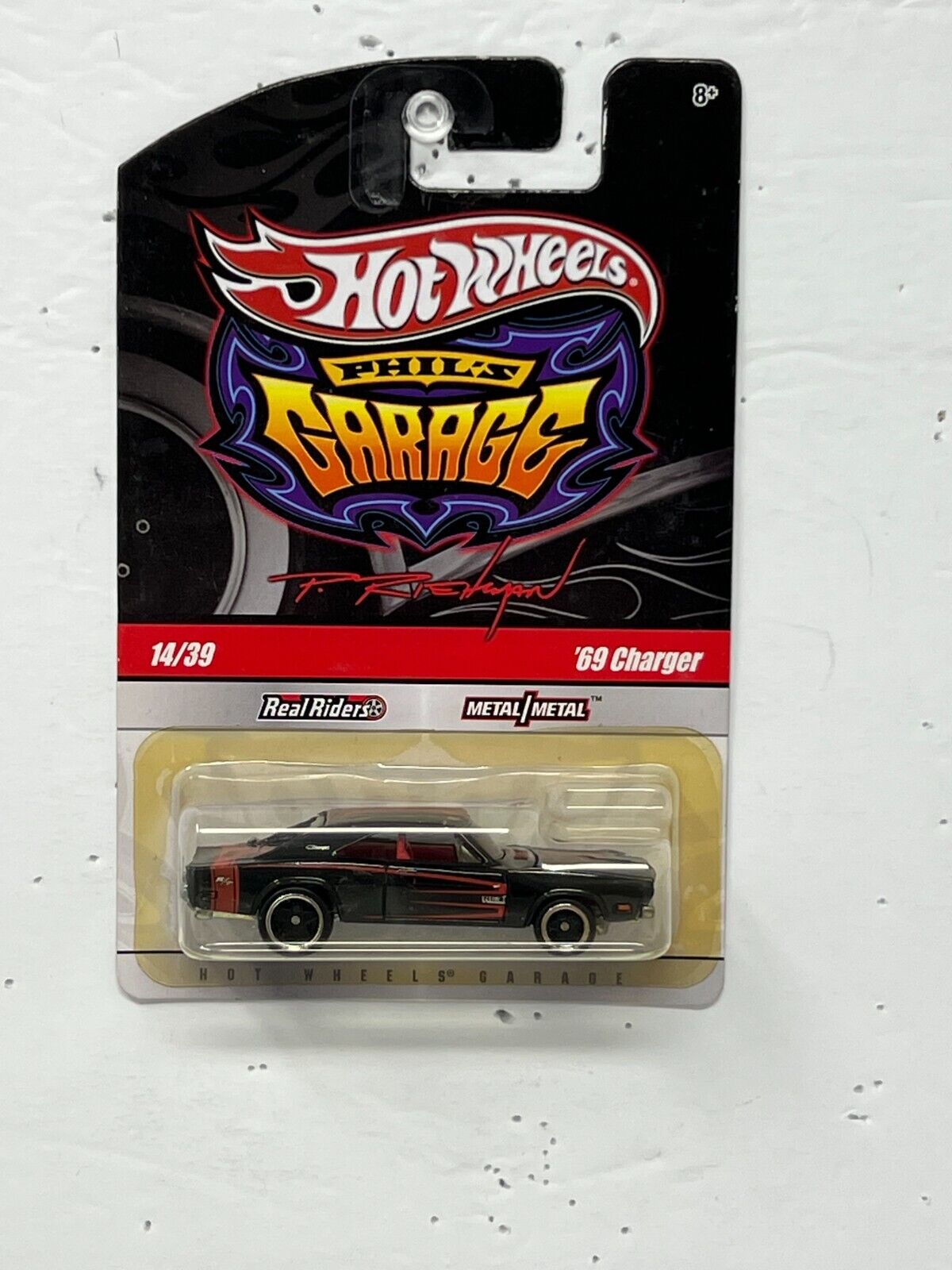 Hot Wheels Phil's Garage '69 Dodge Charger Real Riders 1:64 Diecast