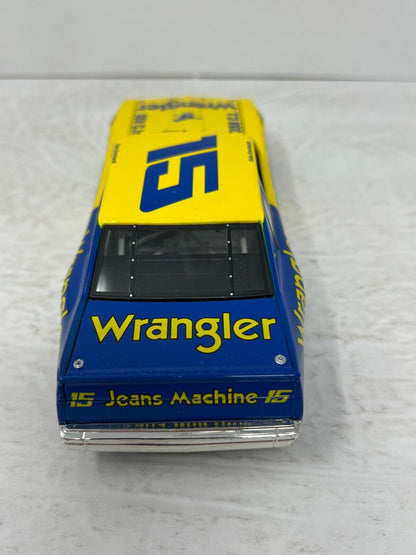 Action Nascar #15 Dale Earnhardt Sr. Wrangler Jean GM Dealers 1:24 Diecast