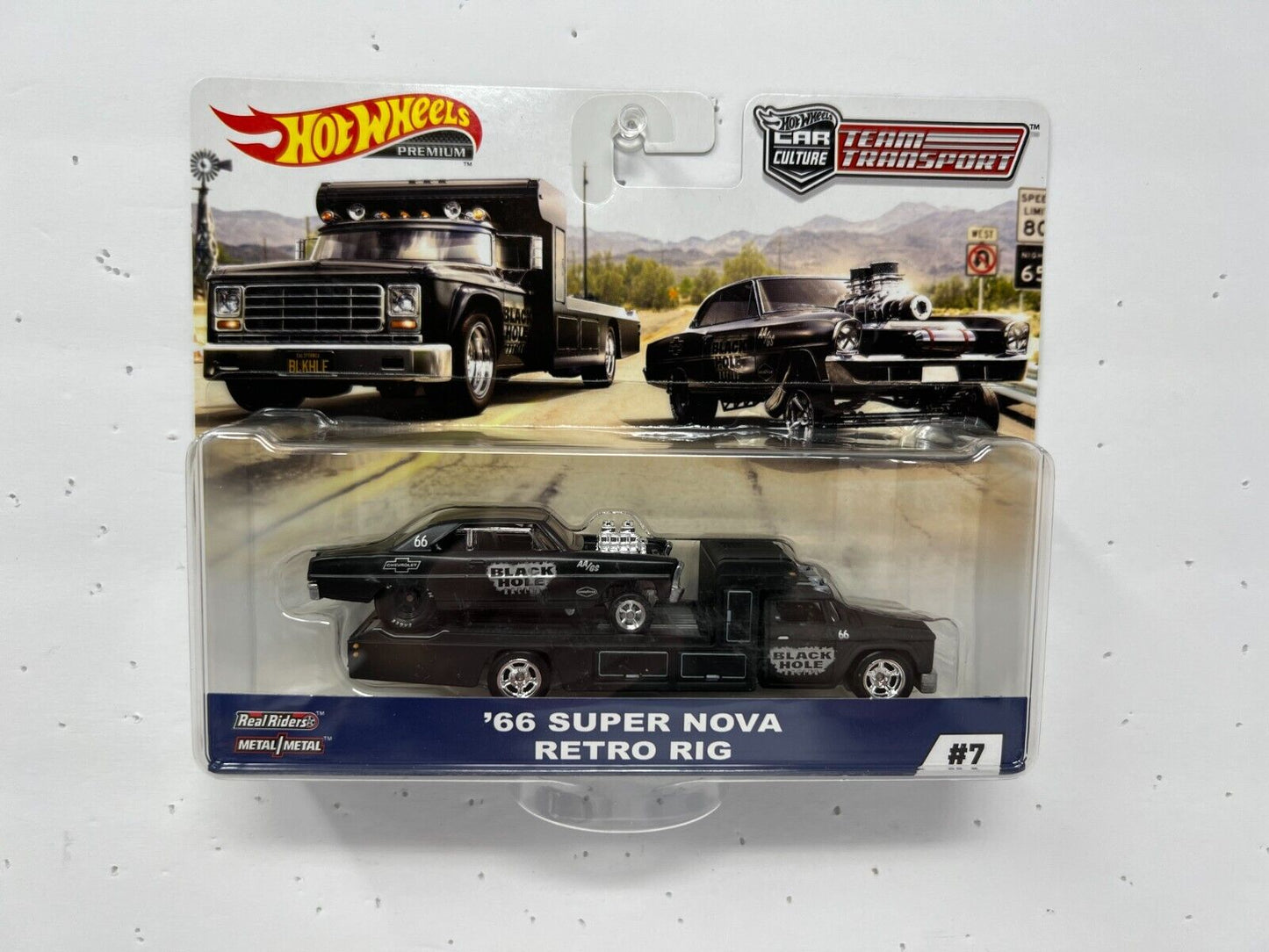 Hot Wheels Premium Team Transport '66 Super Nova Retro Rig 1:64 Diecast