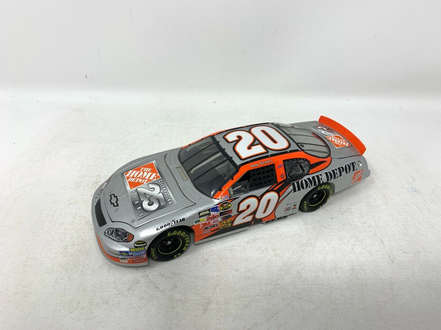 Action Nascar #20 Tony Stewart Home Depot 25th Anniversary 1:24 Diecast