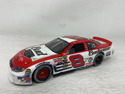 Action Nascar #8 Budweiser Dale Earnhardt Jr Daytona Win 1:24 Diecast & Figure