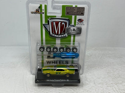 M2 Machines Auto-Wheels 1968 Pontiac Firebird 400 H.O. 1:64 Diecast