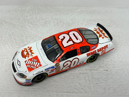 Action Nascar #20 Tony Stewart Home Depot Kaboom GM Dealers 2005 1:24 Diecast