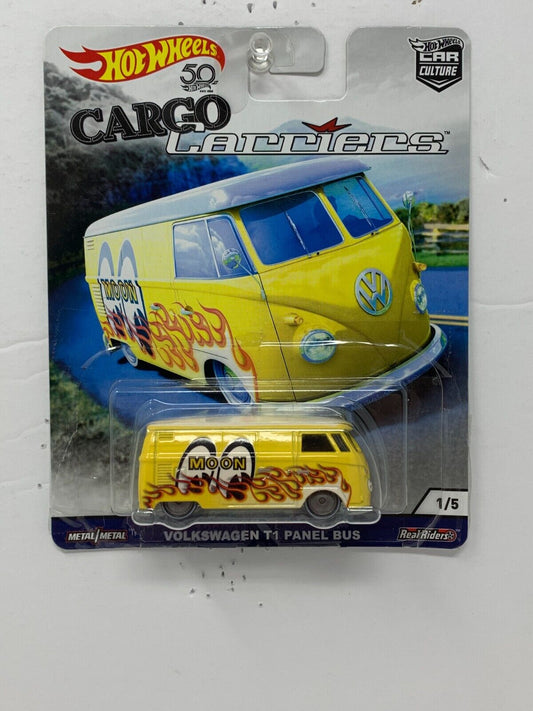 Hot Wheels Cargo Carriers Volkswagen T1 Panel Bus Real Riders 1:64 Diecast