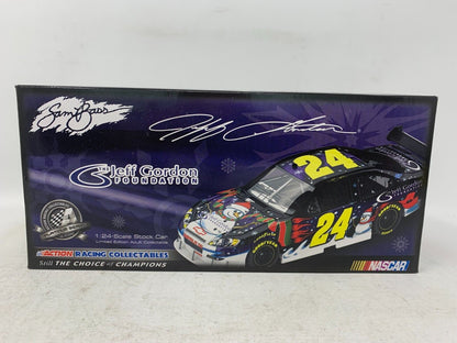 Action Nascar #24 Jeff Gordon Foundation Holiday 2008 Impala SS 1:24 Diecast