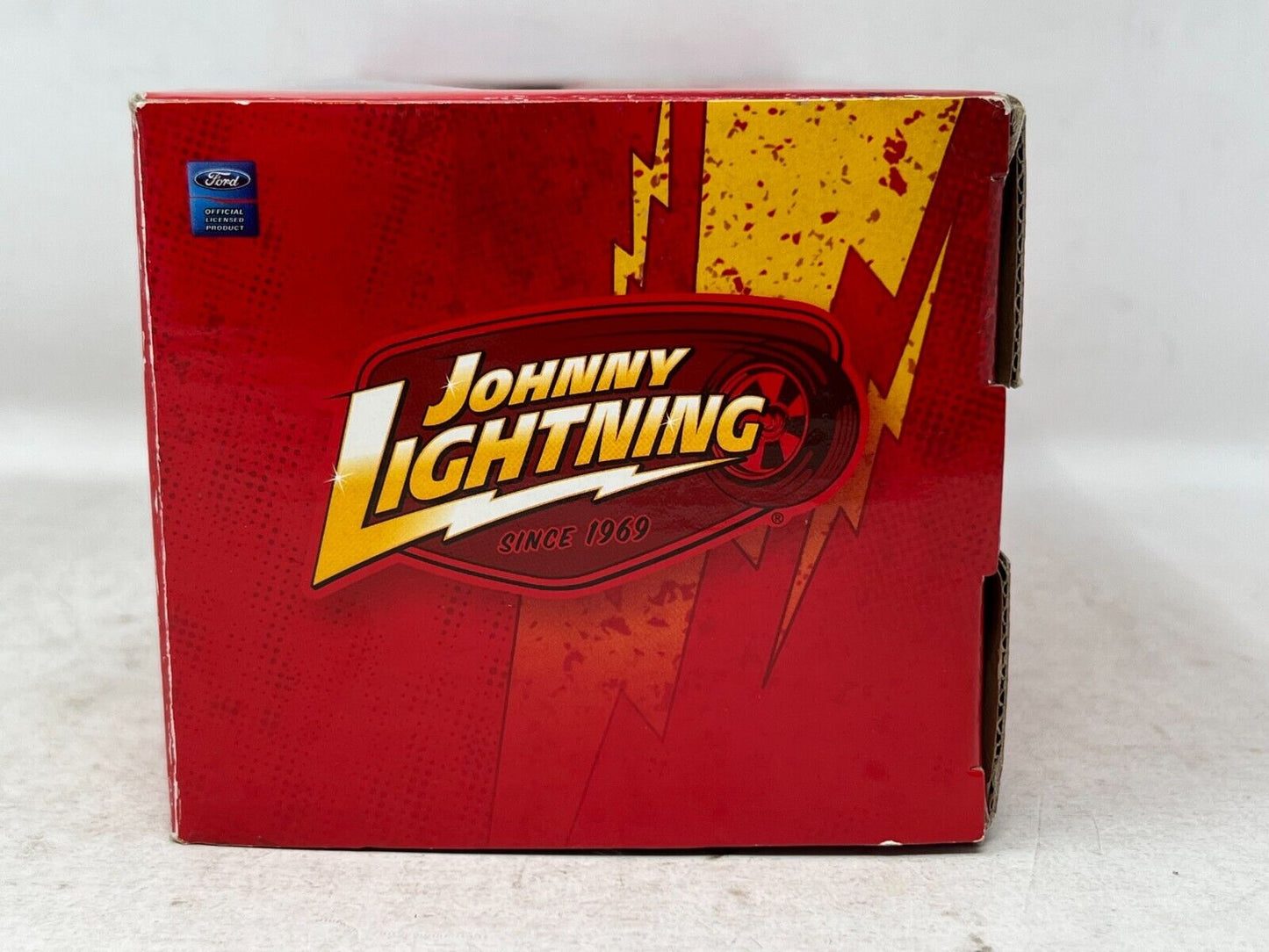 Johnny Lightning 1964 Ford Thunderbolt 1:24 Diecast