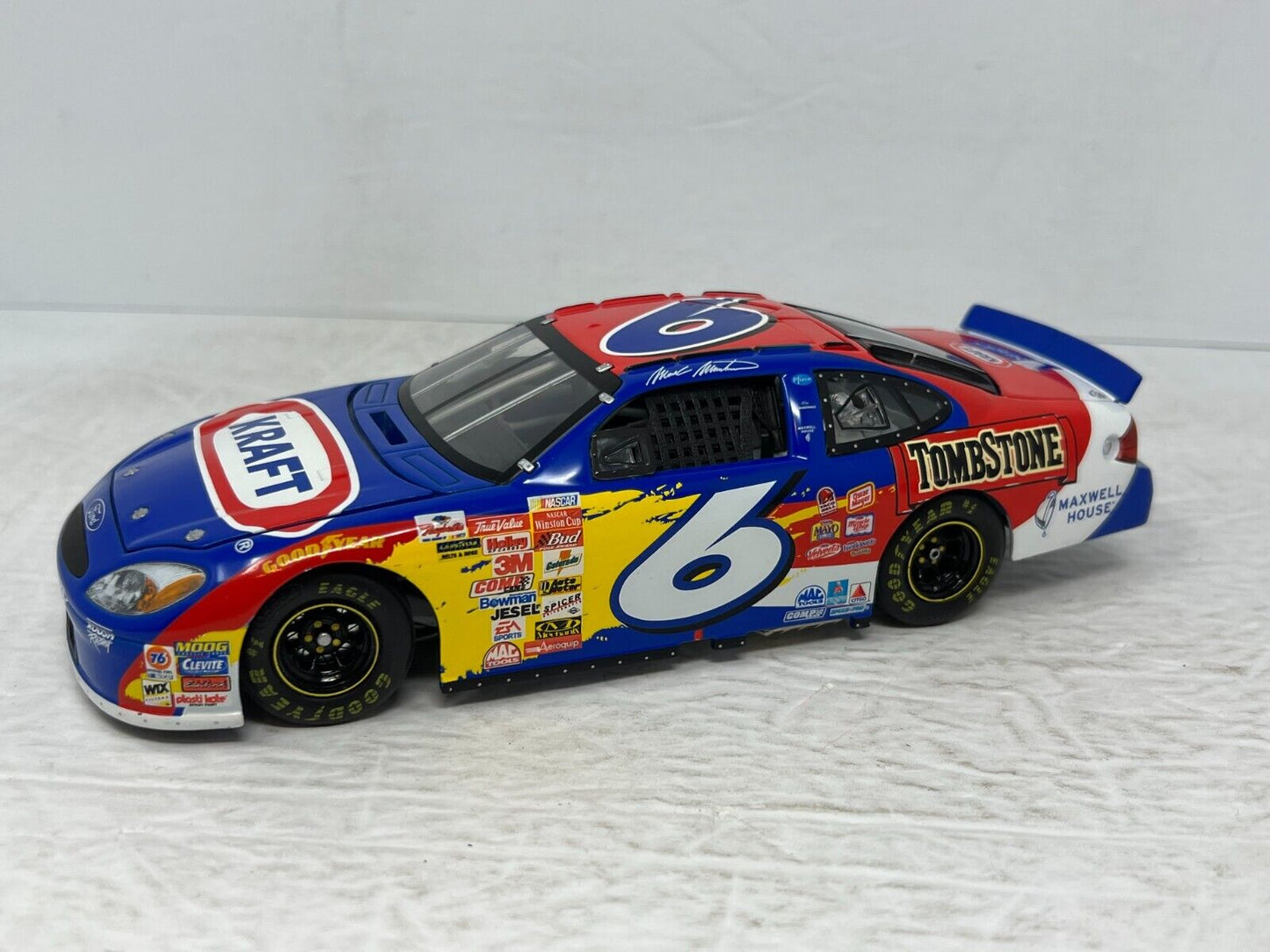 Team Caliber Owners Nascar #6 Mark Martin Kraft 2002 Ford Taurus 1:24 Diecast