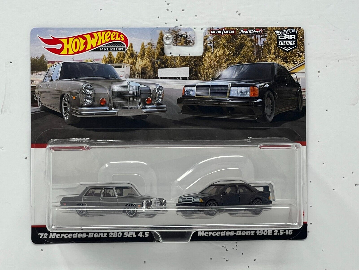 Hot Wheels Premiums '72 Mercedes-Benz 280 SEL & 190E 2.5-16 1:64 Diecast