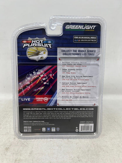 Greenlight Hot Pursuit Series 30 1967 Chevrolet Camaro Custom 1:64 Diecast