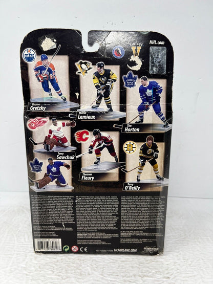 McFarlane NHL Legends 8 Wayne Gretzky Edmonton Oilers Chase Variant Figure