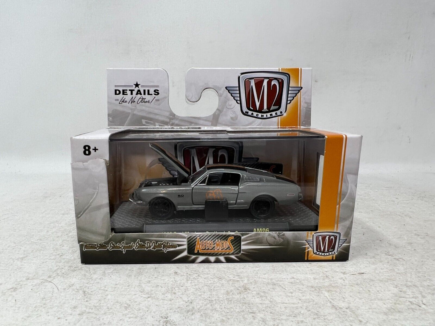 M2 Machines Auto-Mods 1968 Ford Mustang 2+2 AM06 1:64 Diecast