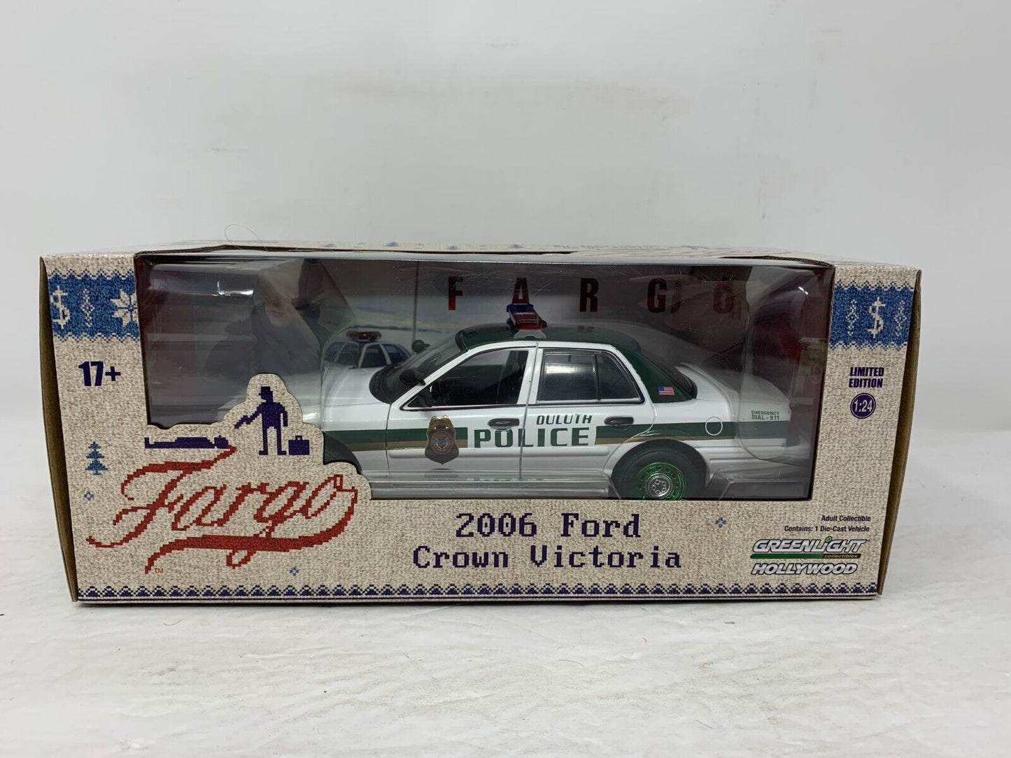 Greenlight Hollywood Fargo 2006 Ford Crown Victoria Green Machine 1:24 Diecast