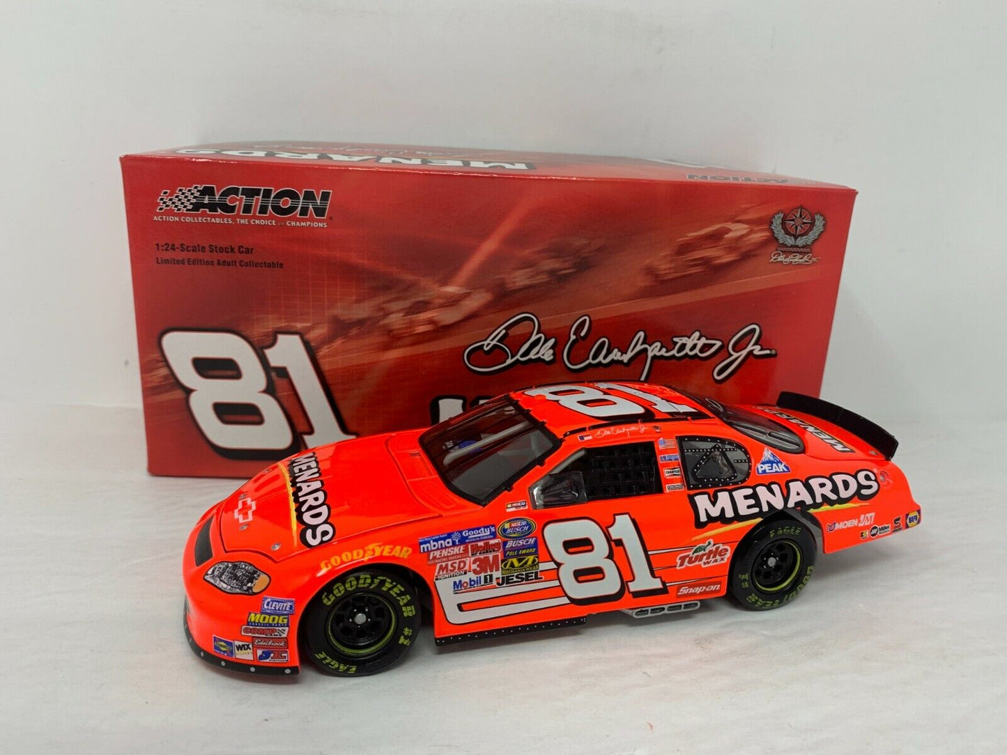 Action Nascar #81 Dale Earnhardt Jr. Menard's 2005 Monte Carlo 1:24 Diecast