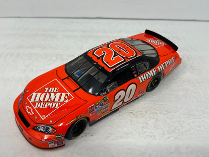 Motorsports Authentics #20 Tony Stewart Bud Shootout Raced Win 1:24 Diecast