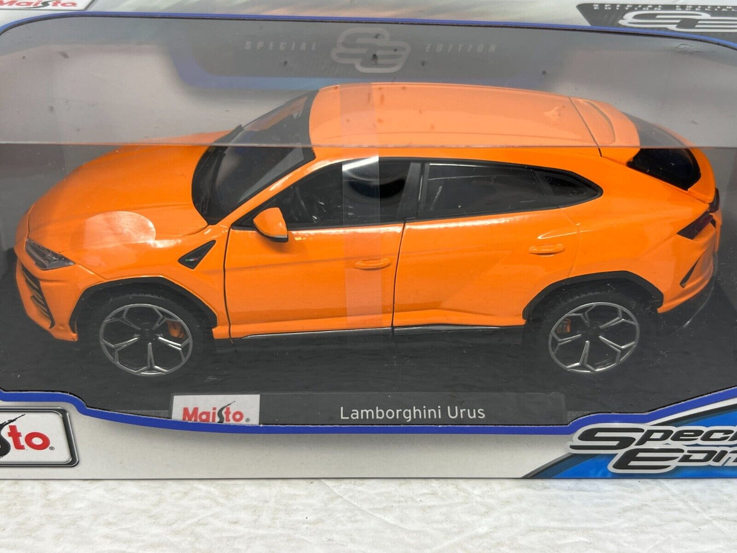 Maisto Lamborghini Urus Special Edition 1:18 Diecast