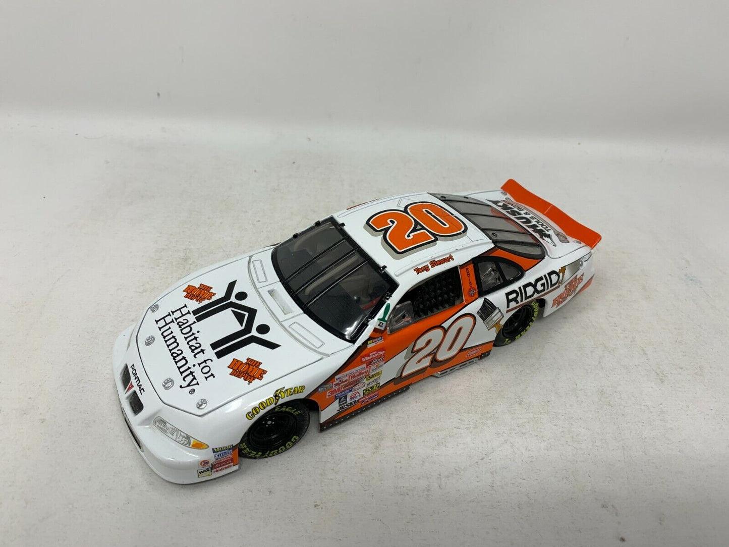 Action Nascar #20 Tony Stewart Home Depot Pontiac Grand Prix 1:24 Diecast