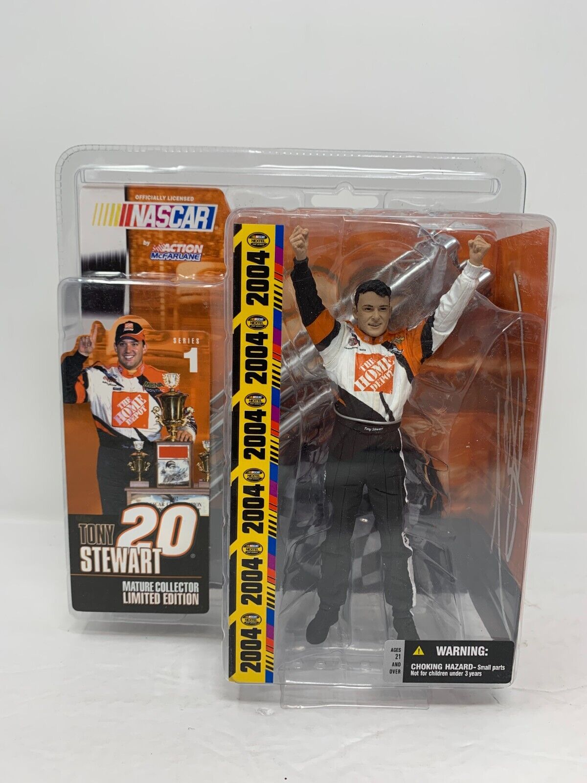 Action Nascar #20 Tony Stewart Home Depot Reverse Paint 1:24 Diecast & Figure